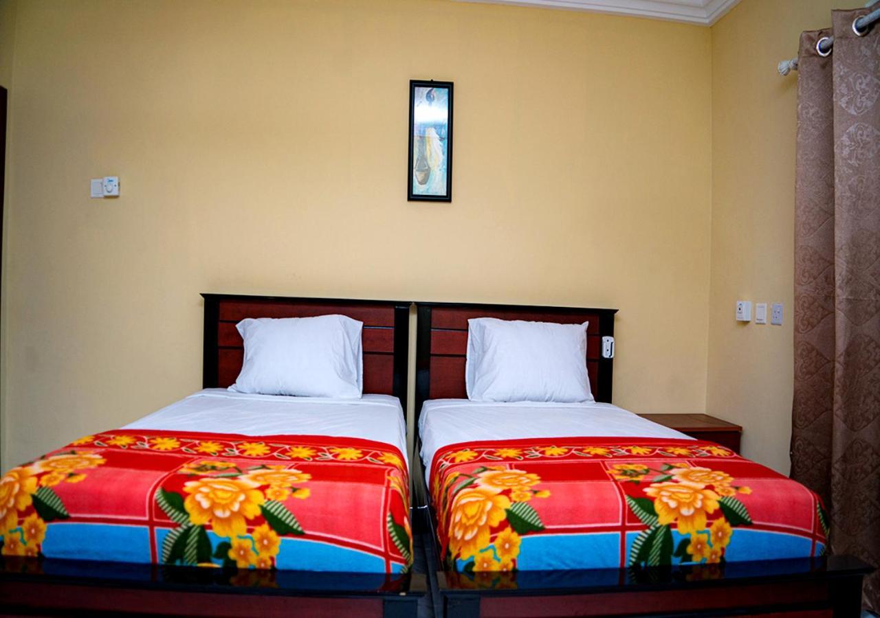 La-Viv Royal Hotel Kumasi Exterior foto